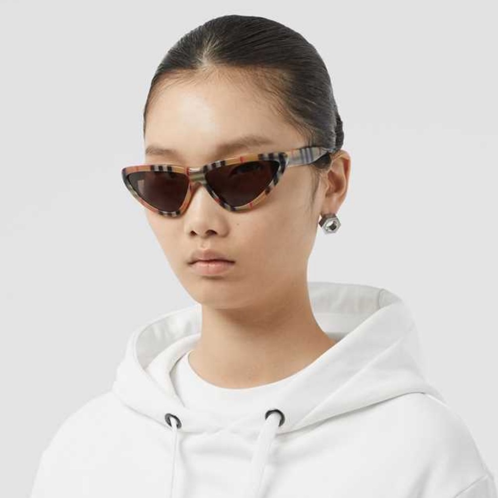 Burberry sunglasses